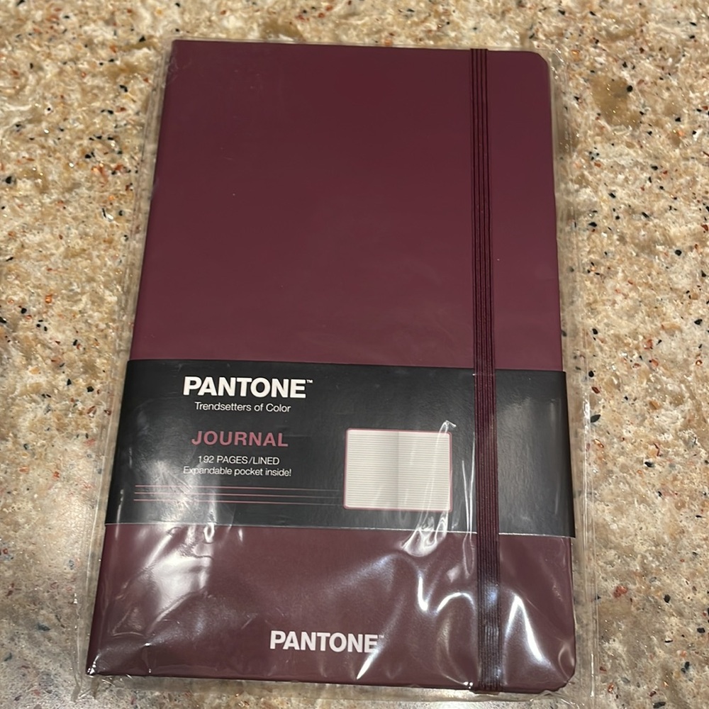 NEW Pantone Notebook - Picture 6 of 7